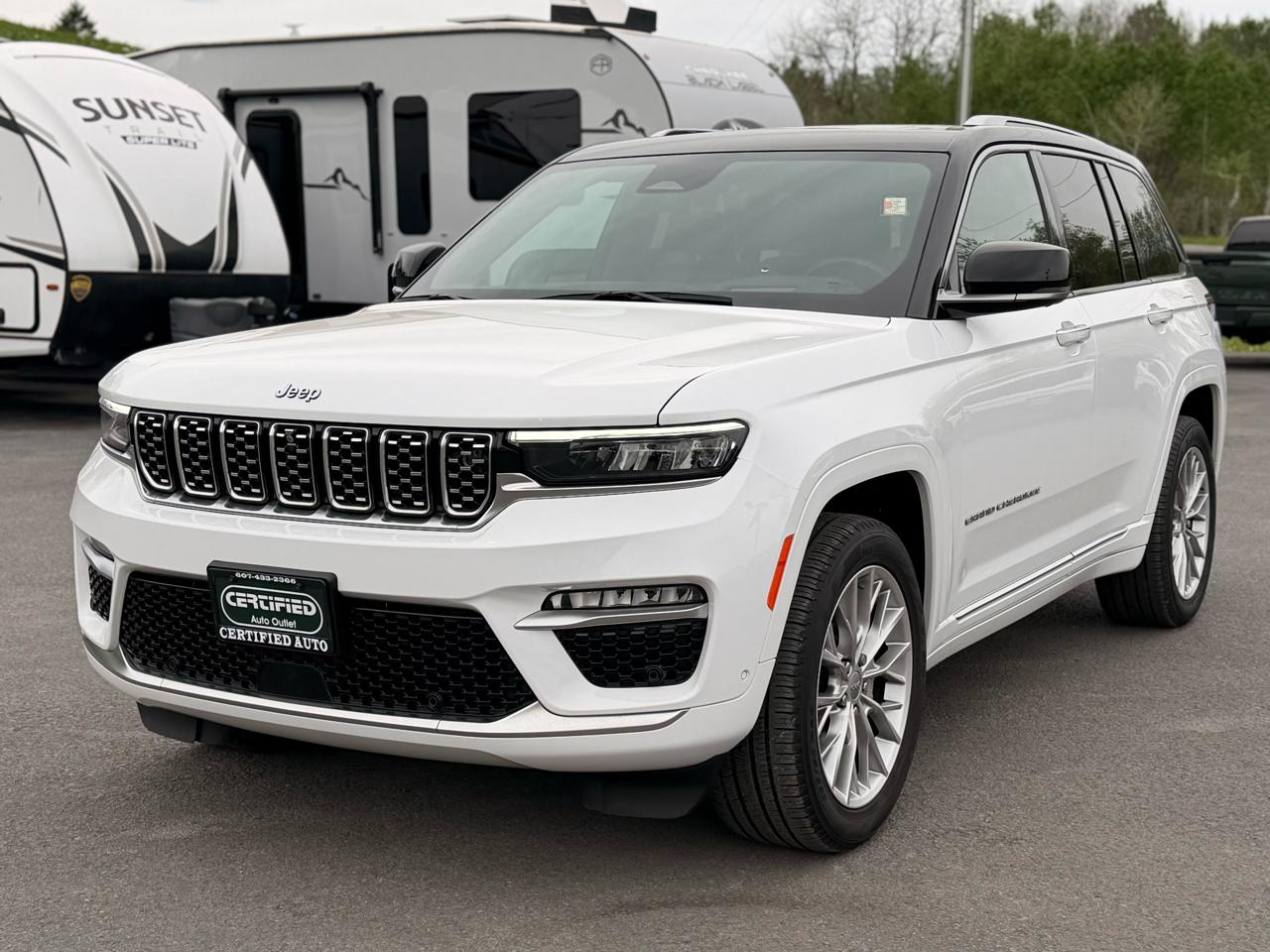 Jeep Grand Cherokee Summit 4WD 2024