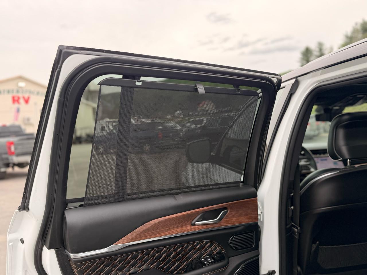 Jeep Grand Cherokee Summit 4WD 2024