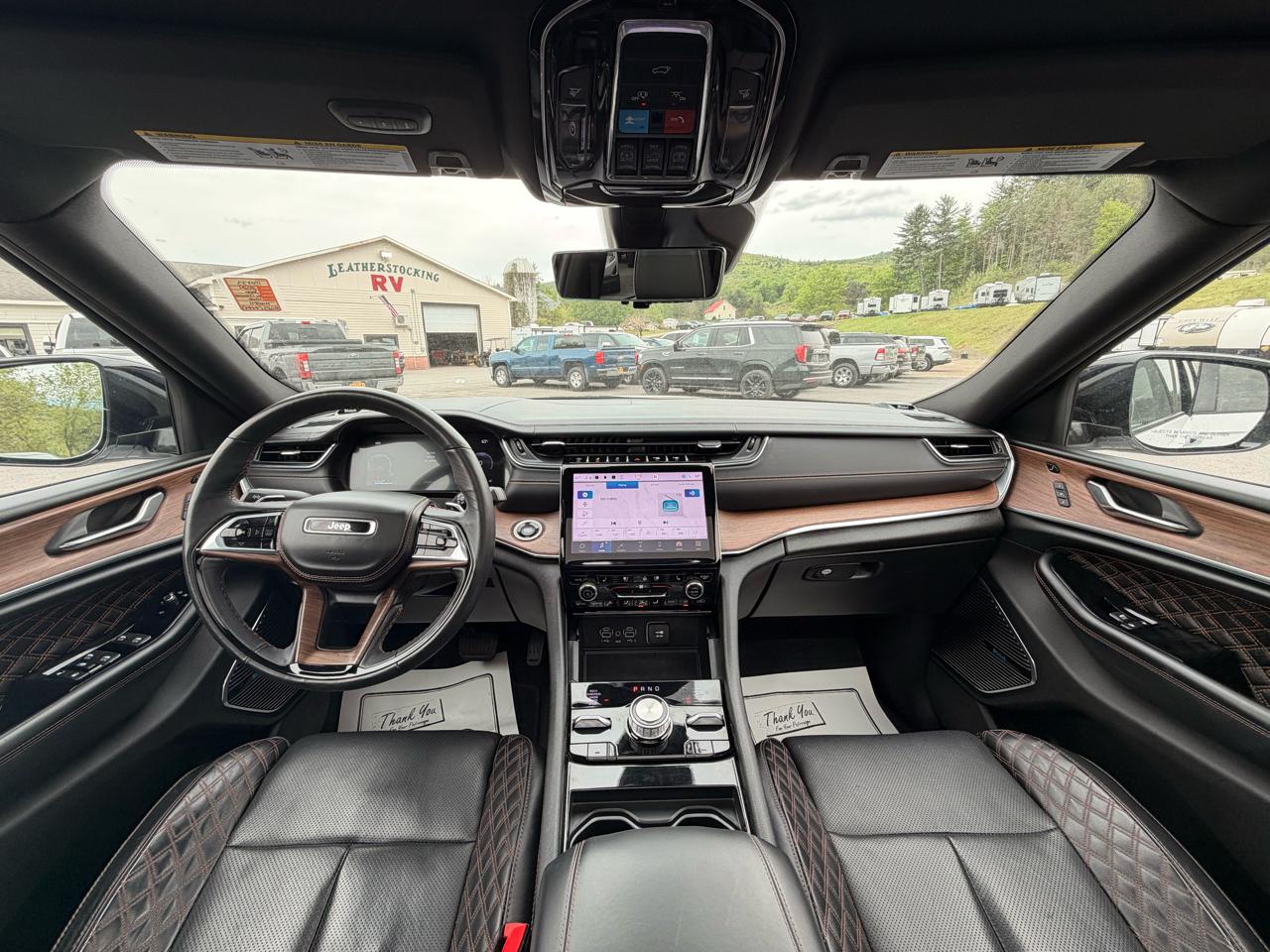 Jeep Grand Cherokee Summit 4WD 2024
