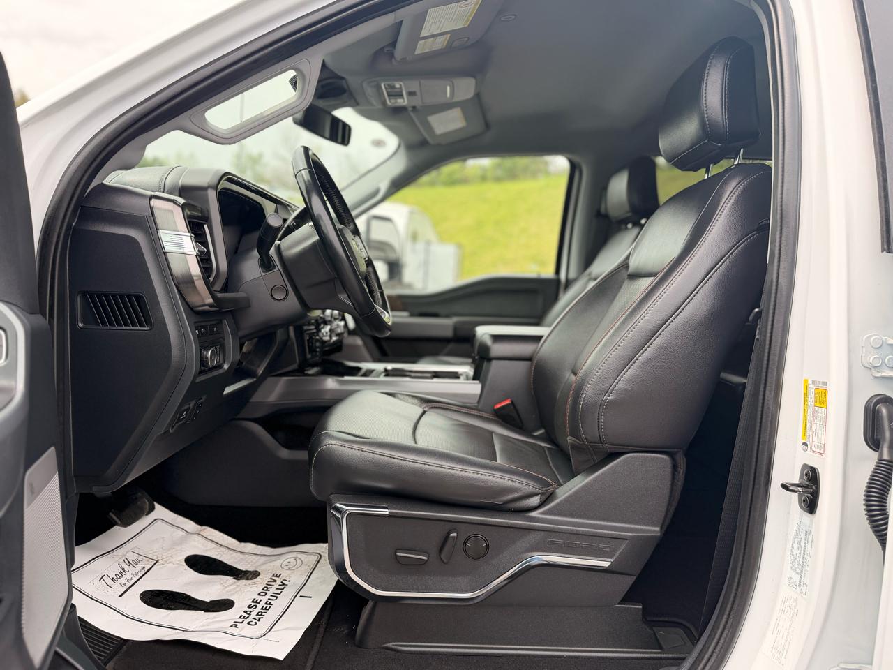 Ford F-250 SD Lariat Crew Cab 4WD 2024