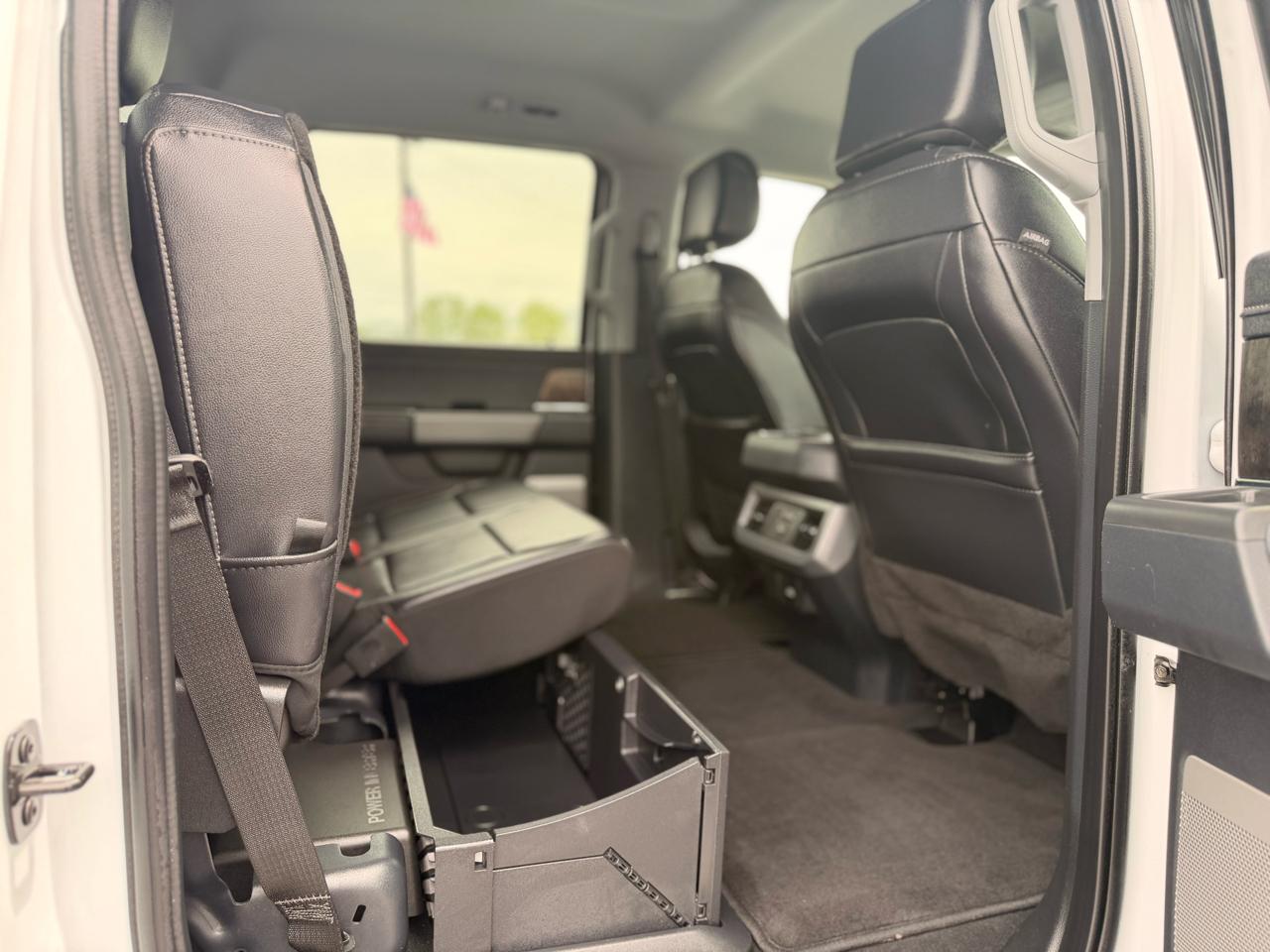 Ford F-250 SD Lariat Crew Cab 4WD 2024