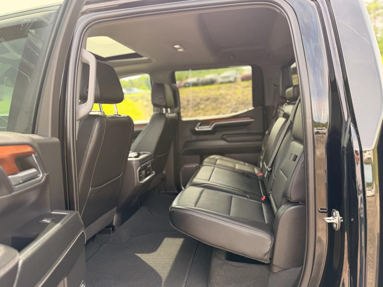 GMC Sierra 1500 Denali Crew Cab Short Box 4WD 2023