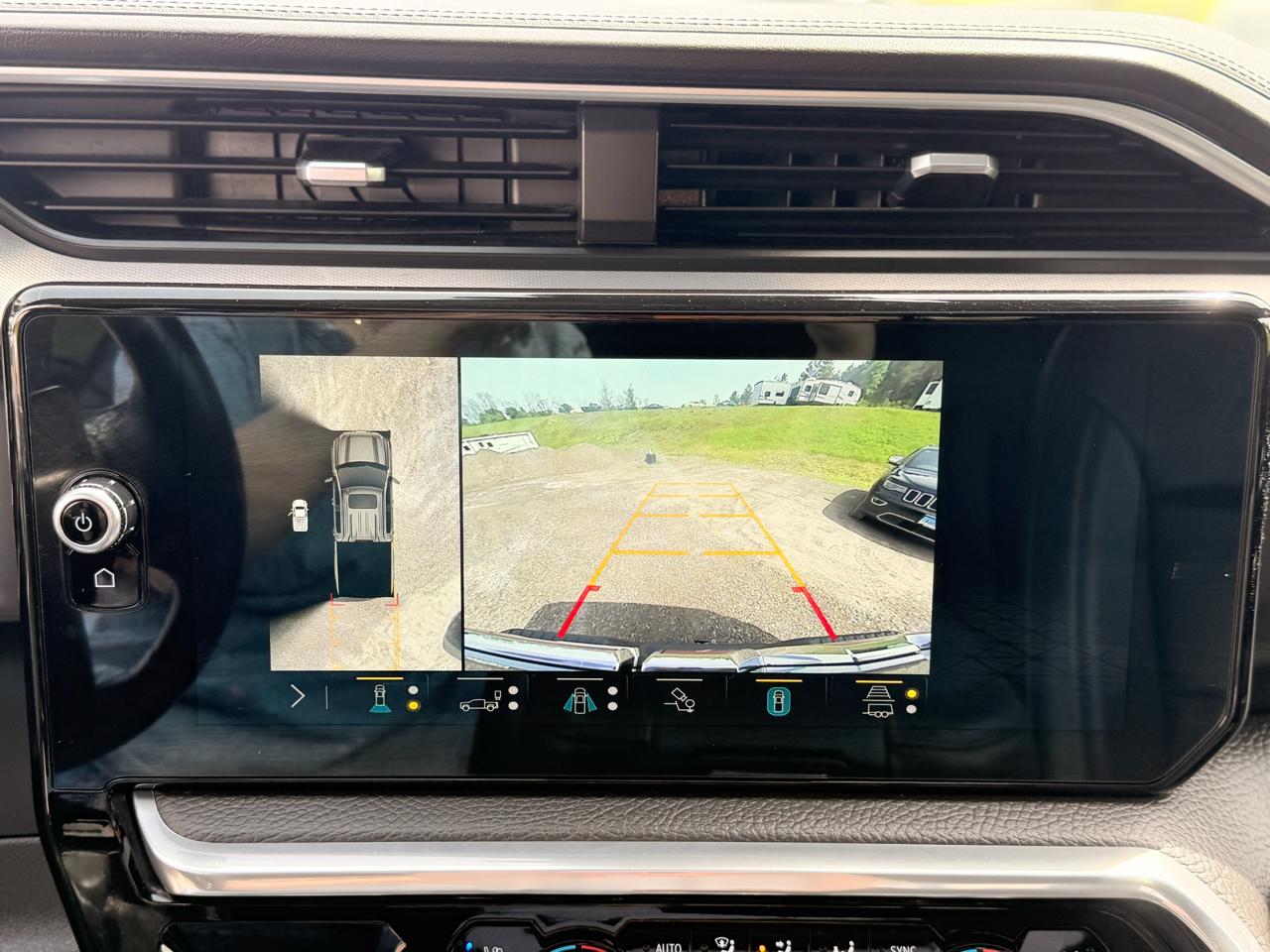 GMC Sierra 1500 Denali Crew Cab Short Box 4WD 2023