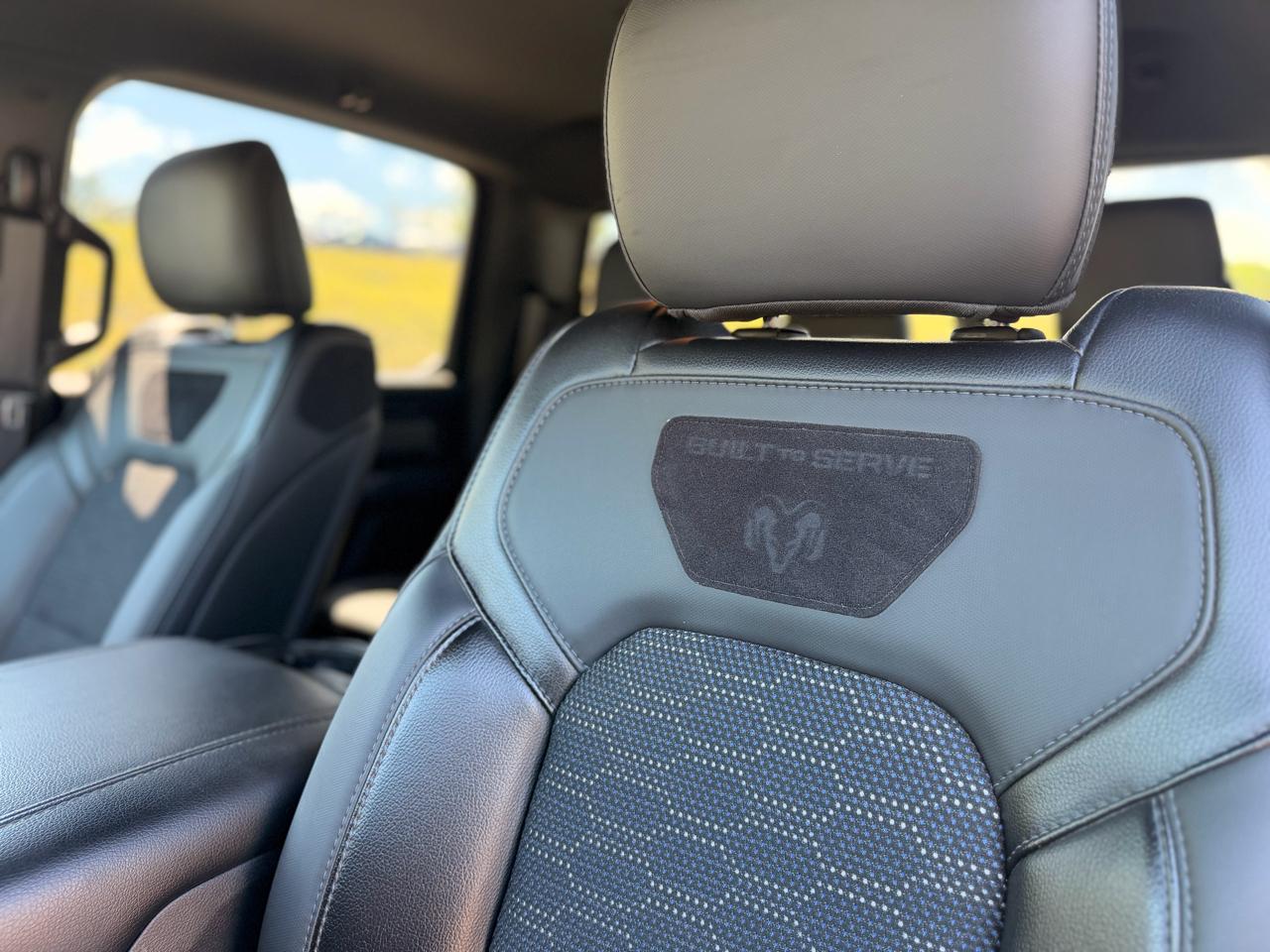 RAM 1500 Big Horn Crew Cab SWB 4WD 2023