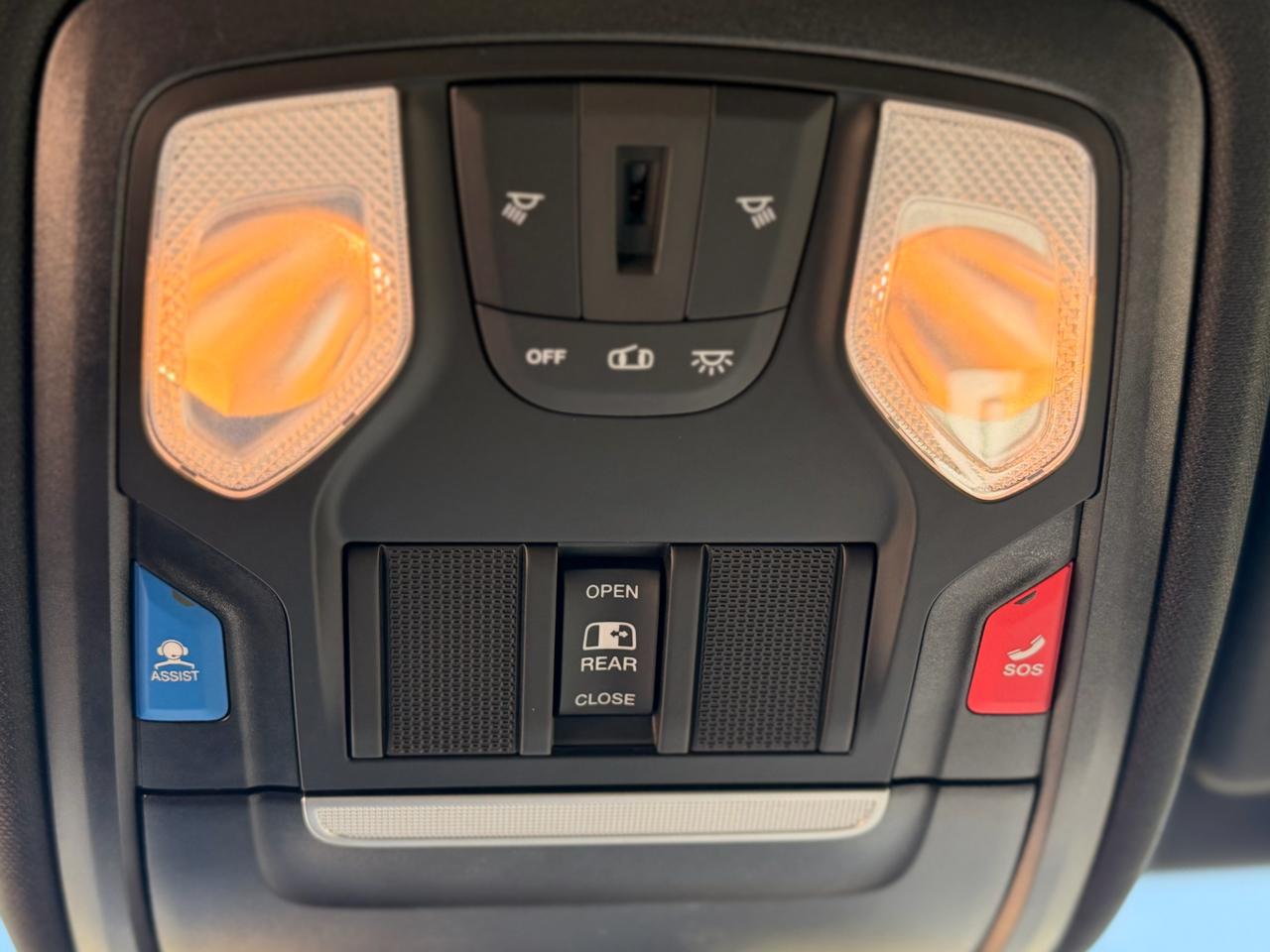 RAM 1500 Big Horn Crew Cab SWB 4WD 2023