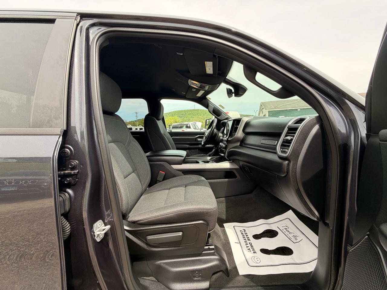RAM 1500 Big Horn Crew Cab SWB 4WD 2019