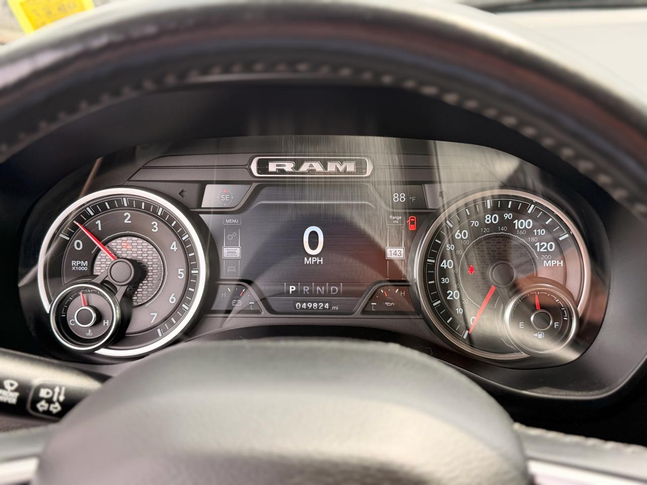 RAM 1500 Big Horn Crew Cab SWB 4WD 2019