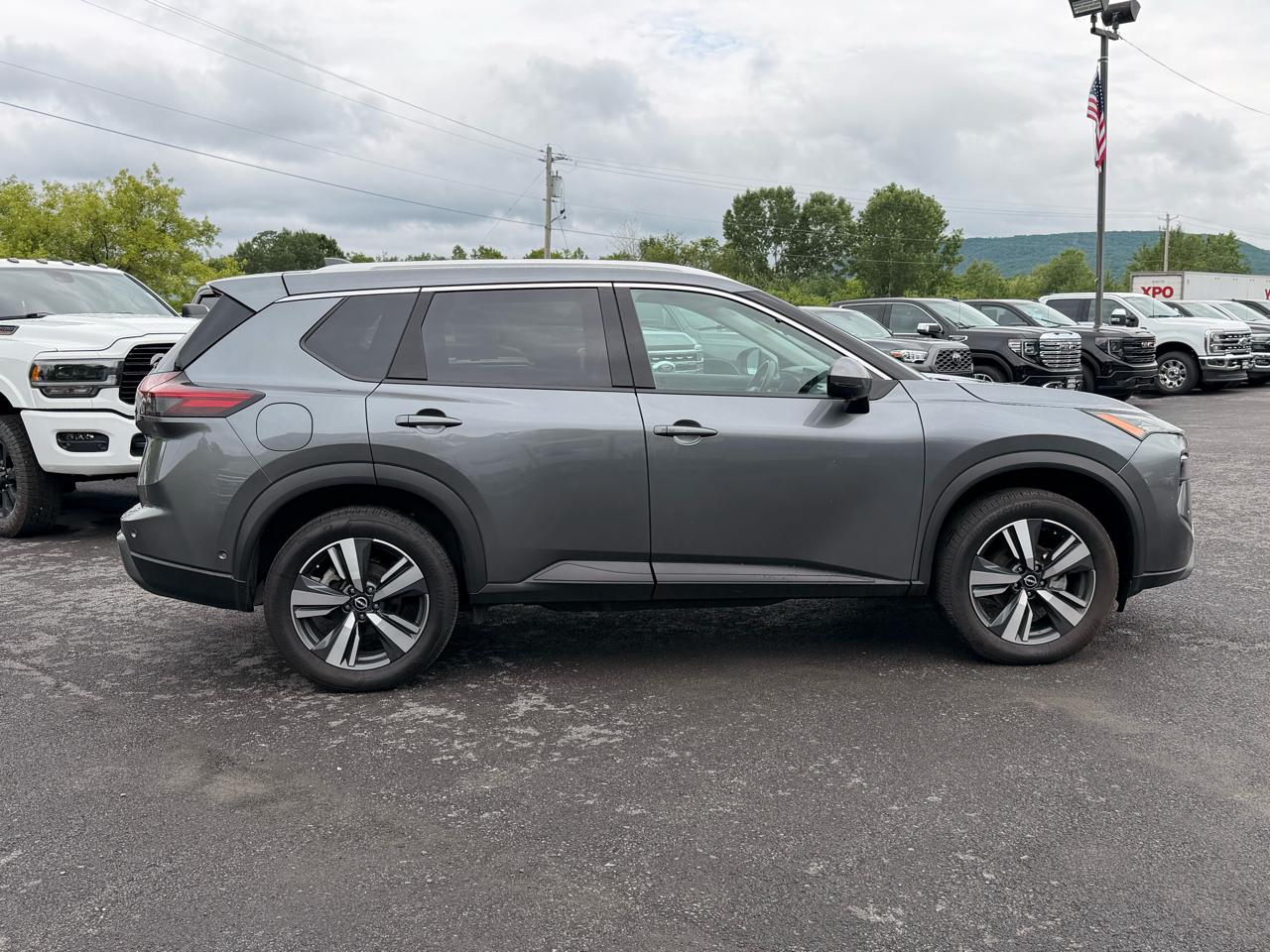 Nissan Rogue SL AWD 2026
