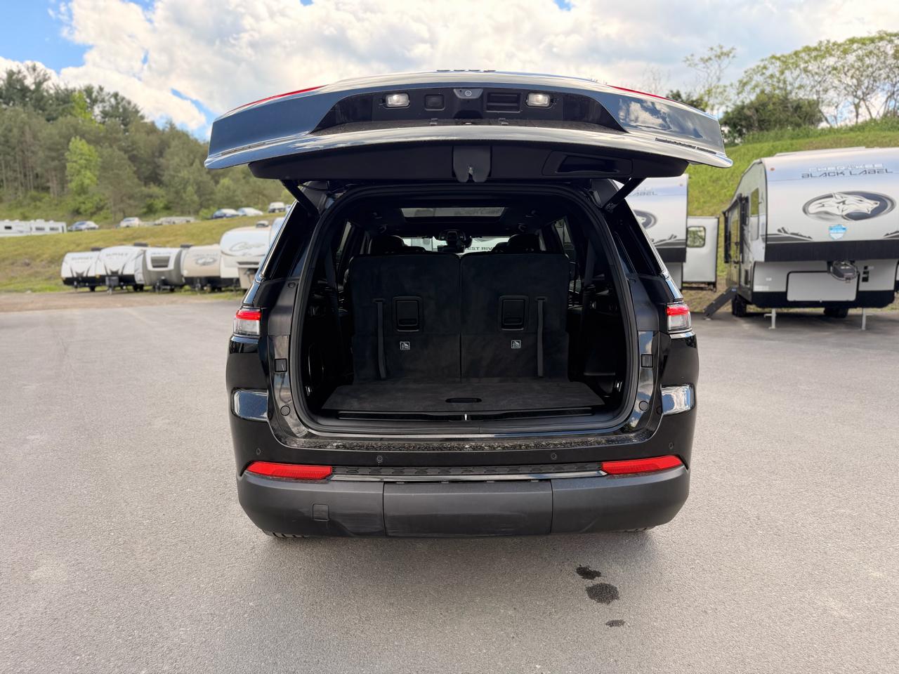 Jeep Grand Cherokee L Limited 4WD 2024