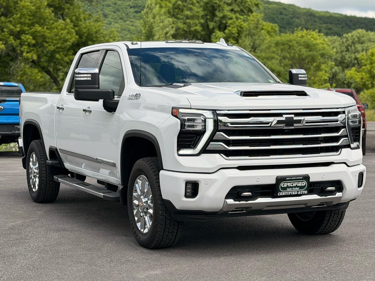 Chevrolet Silverado 2500HD High Country Crew Cab Short Box 4WD 2024