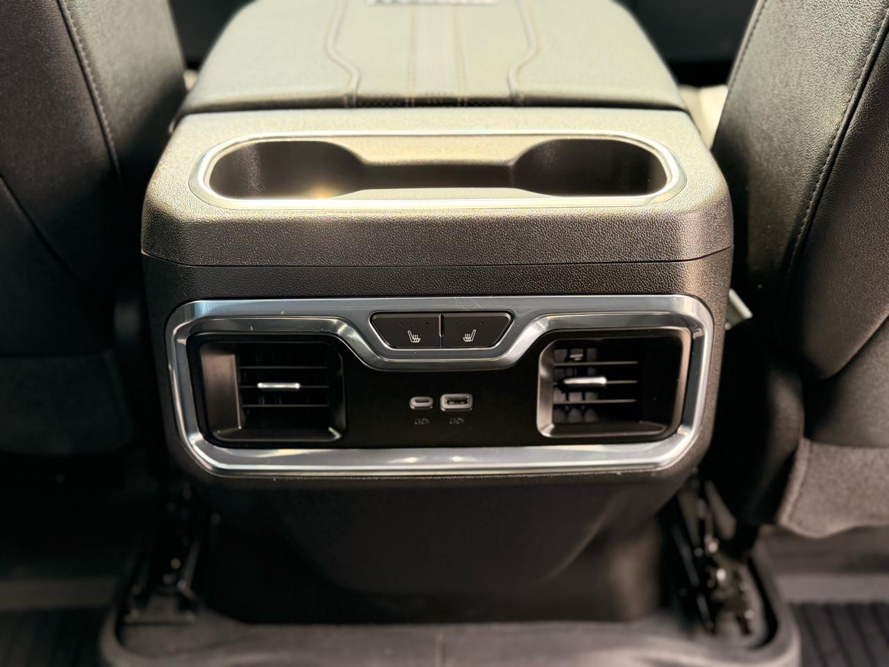 Chevrolet Silverado 2500HD High Country Crew Cab Short Box 4WD 2024