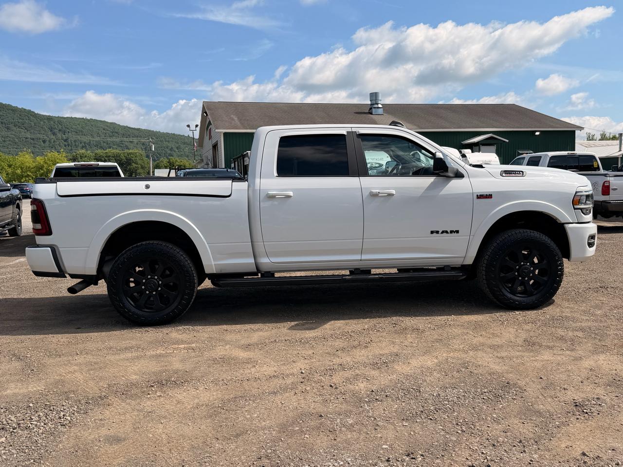 RAM 2500 Laramie Crew Cab SWB 4WD 2022
