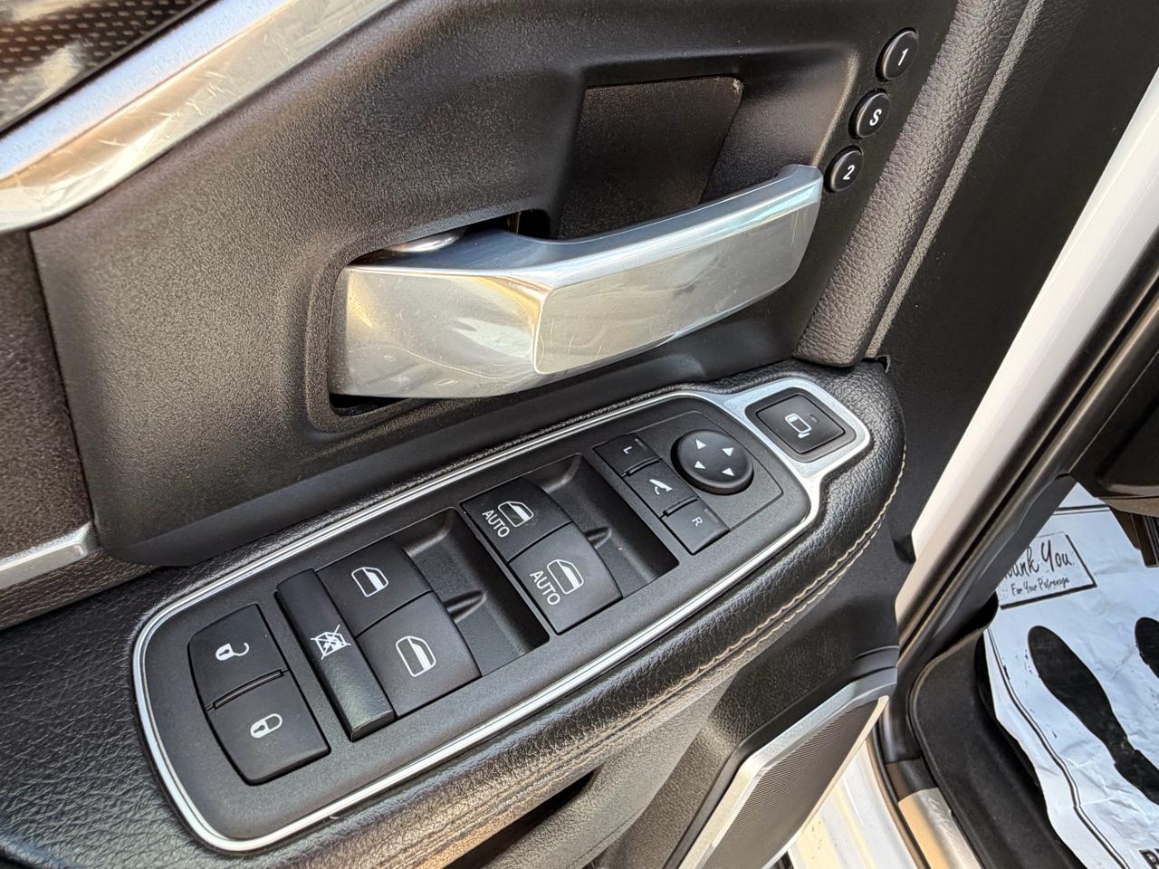 RAM 2500 Laramie Crew Cab SWB 4WD 2022