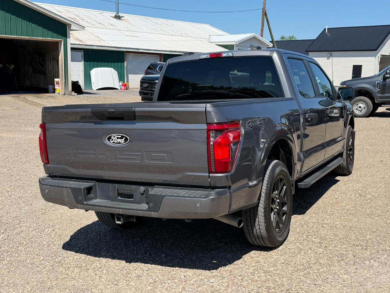 Ford F-150 STX SuperCrew 4WD 2024