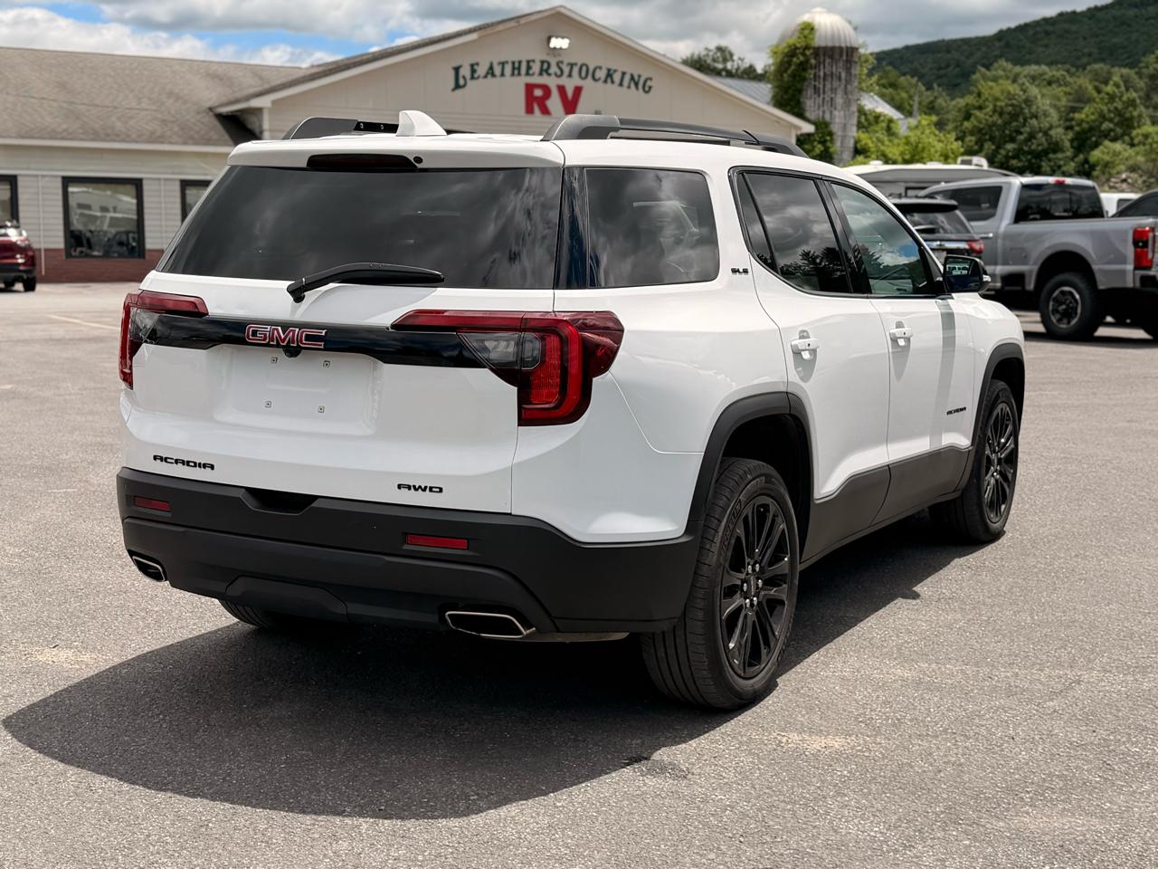 GMC Acadia SLE AWD 2023