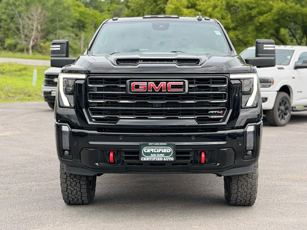 GMC Sierra 2500HD AT4 Crew Cab 4WD 2024