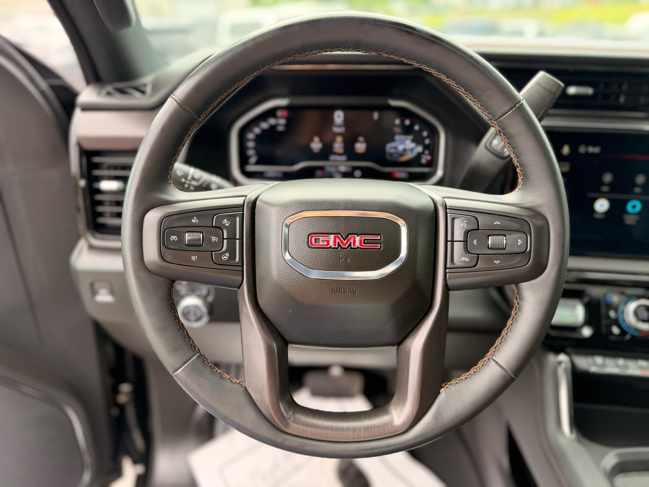 GMC Sierra 2500HD AT4 Crew Cab 4WD 2024