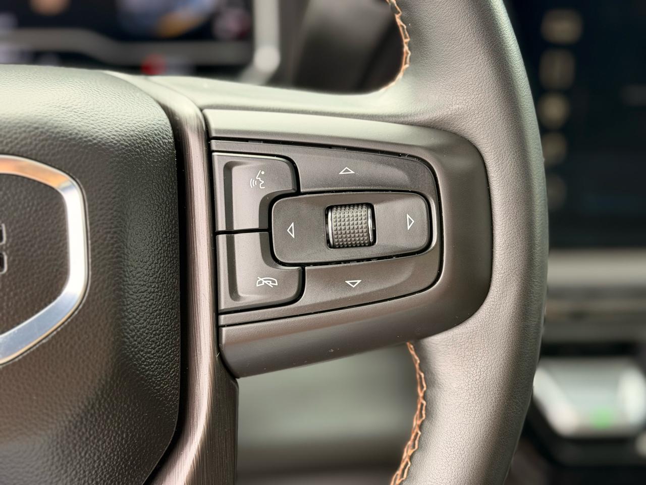 GMC Sierra 2500HD AT4 Crew Cab 4WD 2024