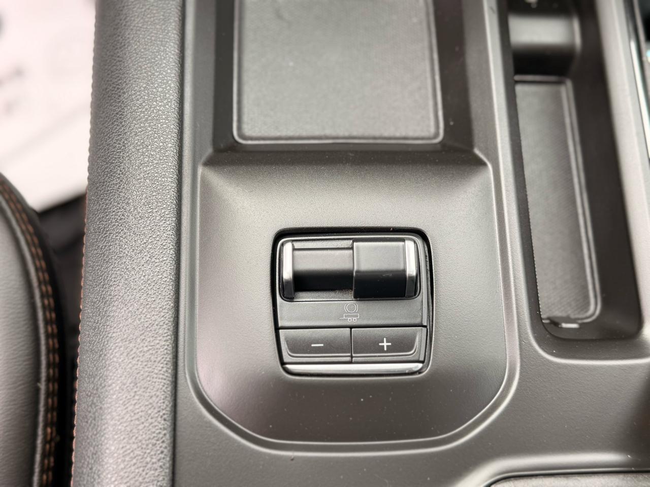 GMC Sierra 2500HD AT4 Crew Cab 4WD 2024