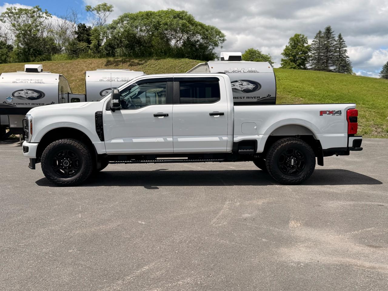 Ford F-250 SD  2024