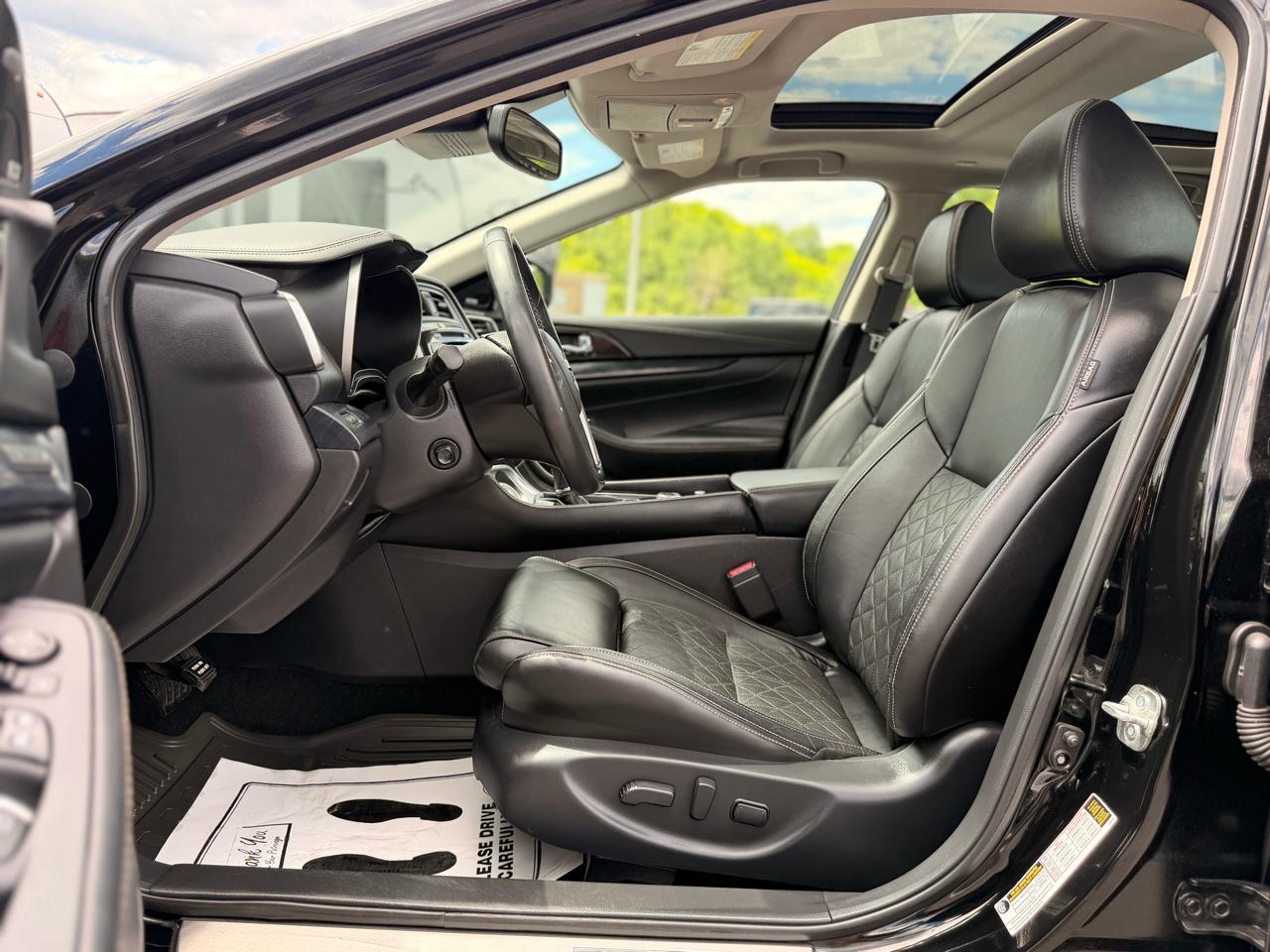 Nissan Maxima  2019