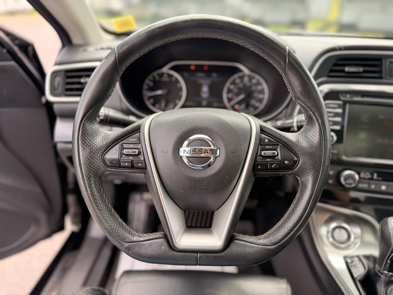 Nissan Maxima  2019