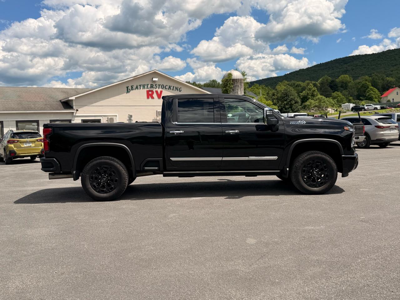Chevrolet Silverado 2500HD High Country Crew Cab Short Box 4WD 2024