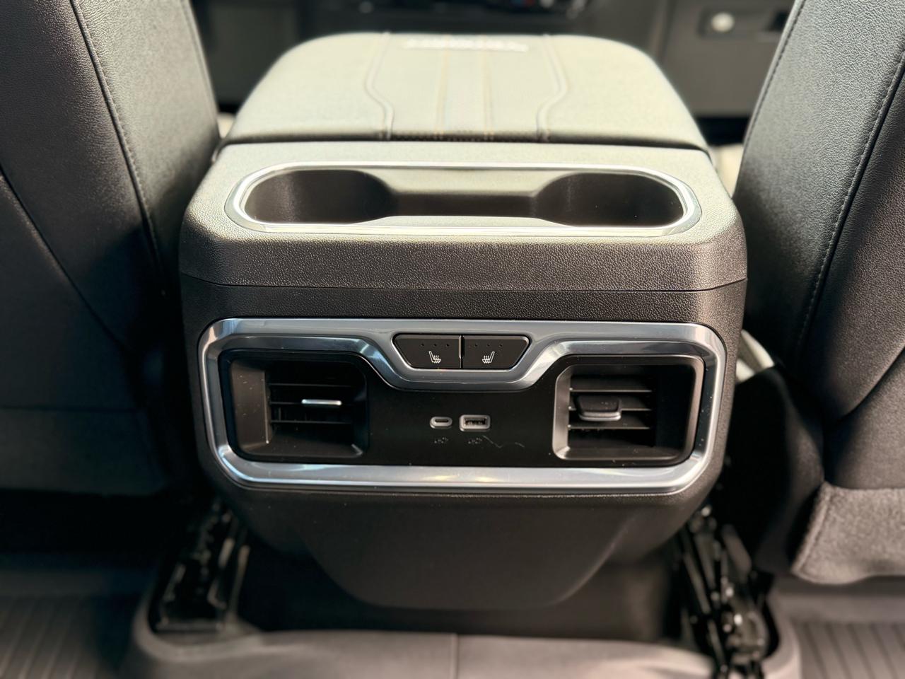Chevrolet Silverado 2500HD High Country Crew Cab Short Box 4WD 2024