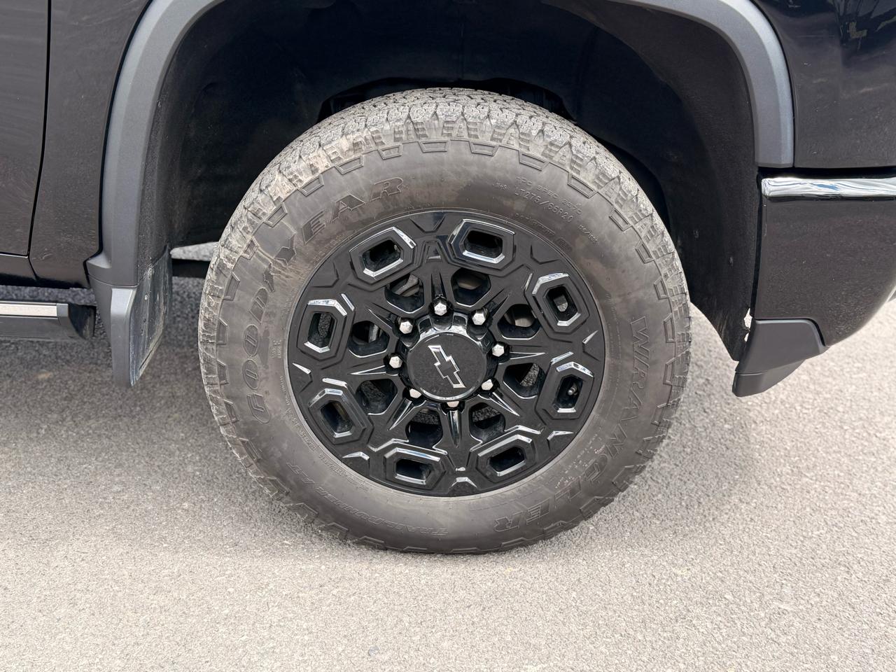 Chevrolet Silverado 2500HD High Country Crew Cab Short Box 4WD 2024