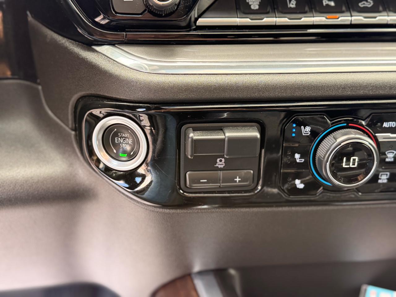 Chevrolet Silverado 2500HD High Country Crew Cab Short Box 4WD 2024