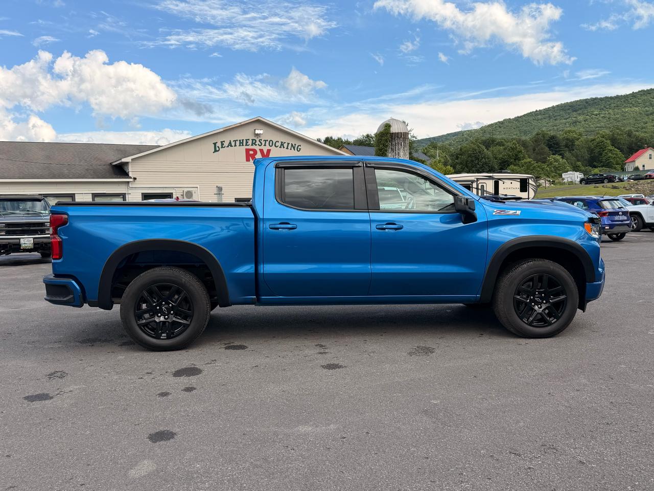 Chevrolet Silverado 1500 RST Crew Cab 4WD 2023