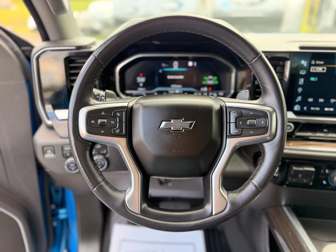 Chevrolet Silverado 1500 RST Crew Cab 4WD 2023