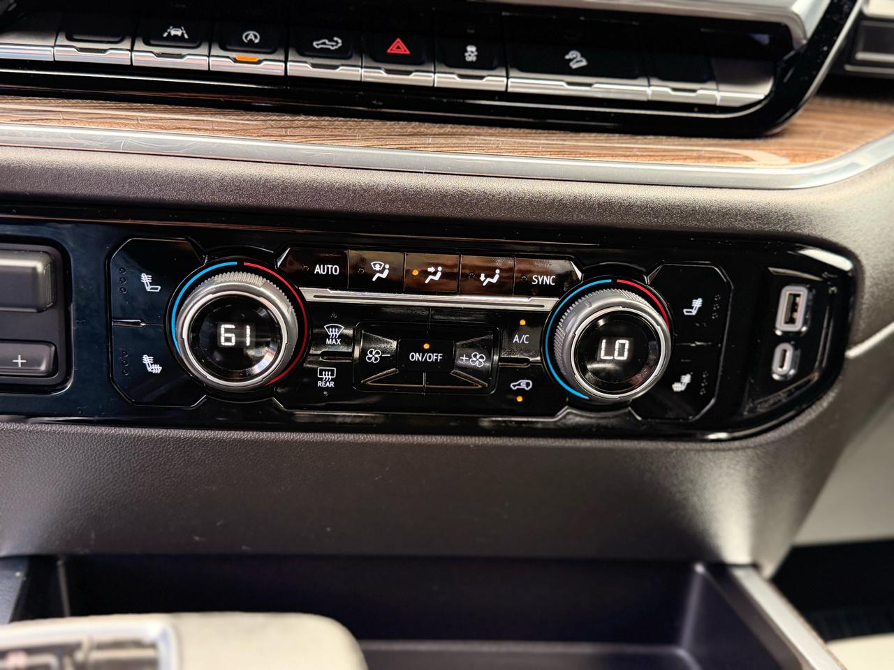 Chevrolet Silverado 1500 RST Crew Cab 4WD 2023