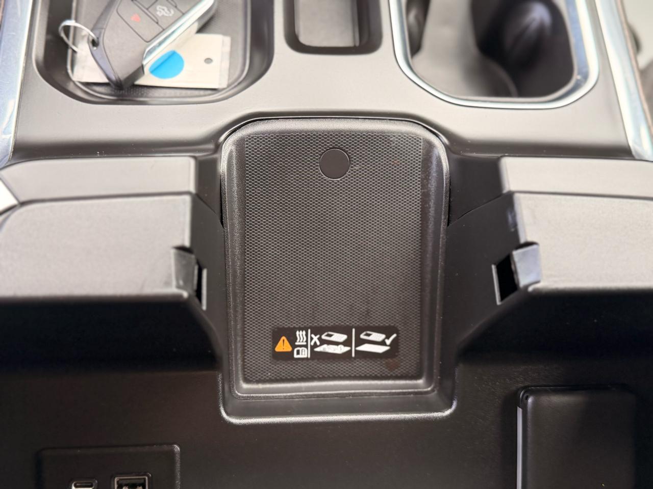 Chevrolet Silverado 1500 RST Crew Cab 4WD 2023