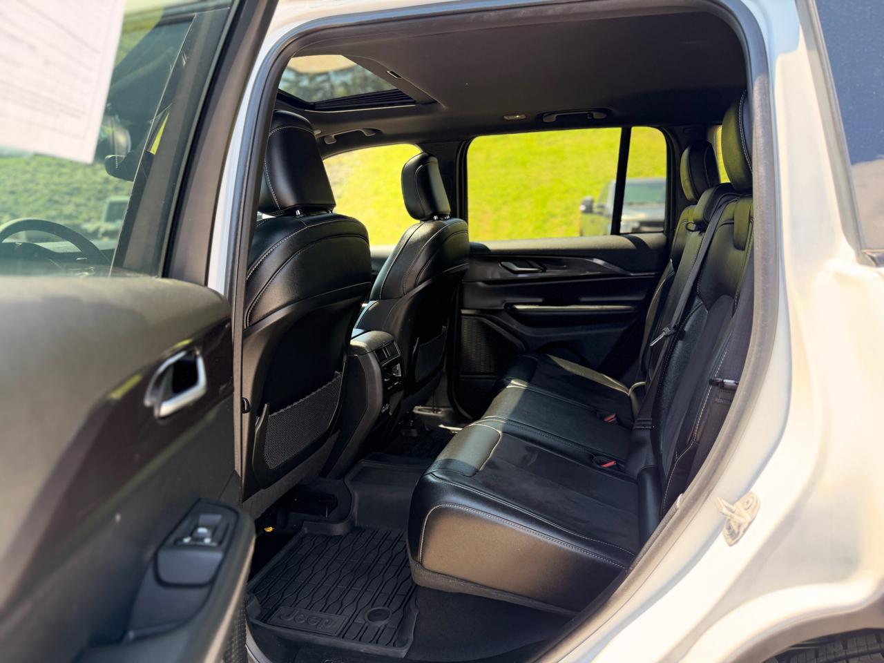 Jeep Grand Cherokee  2023