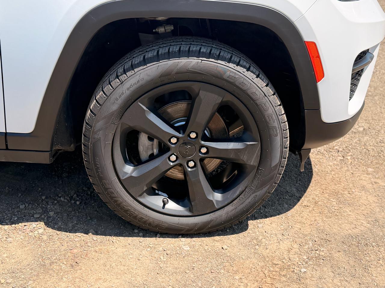 Jeep Grand Cherokee  2023