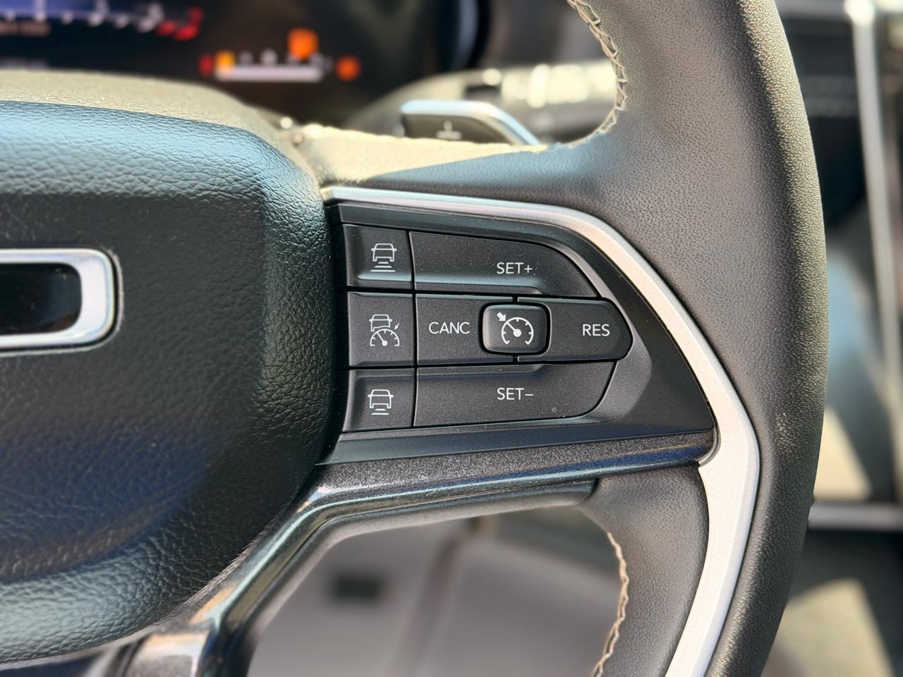 Jeep Grand Cherokee  2023