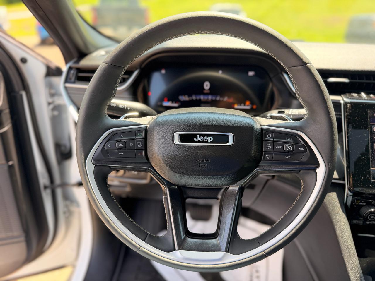 Jeep Grand Cherokee  2023