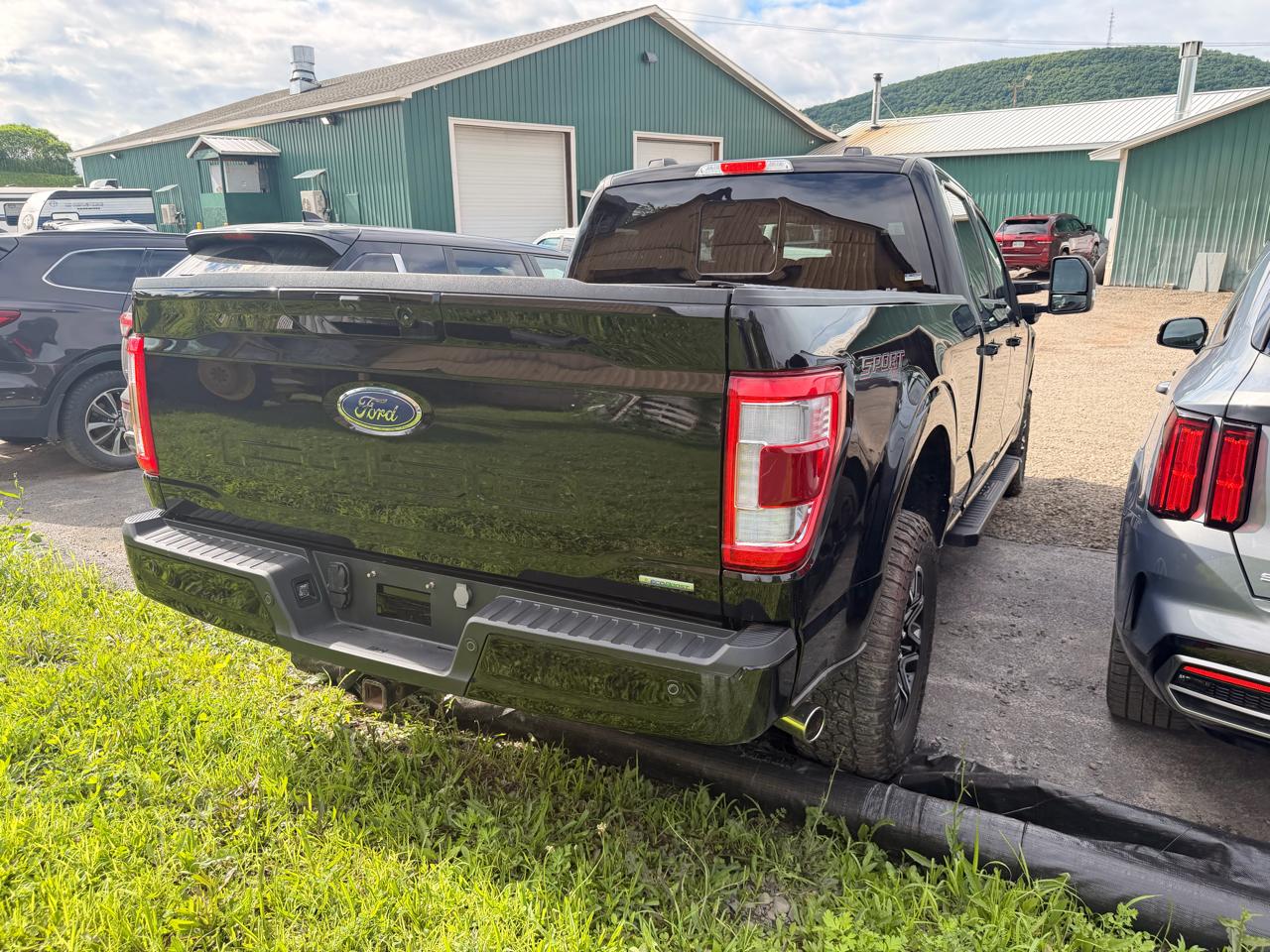 Ford F-150 Lariat SuperCrew 5.5-ft. Bed 4WD 2023