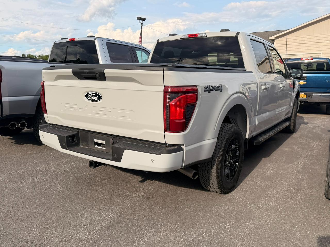 Ford F-150 XLT SuperCrew 4WD 2024