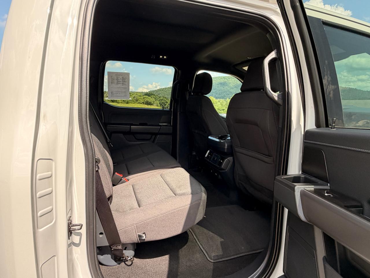 Ford F-150 XLT SuperCrew 4WD 2024