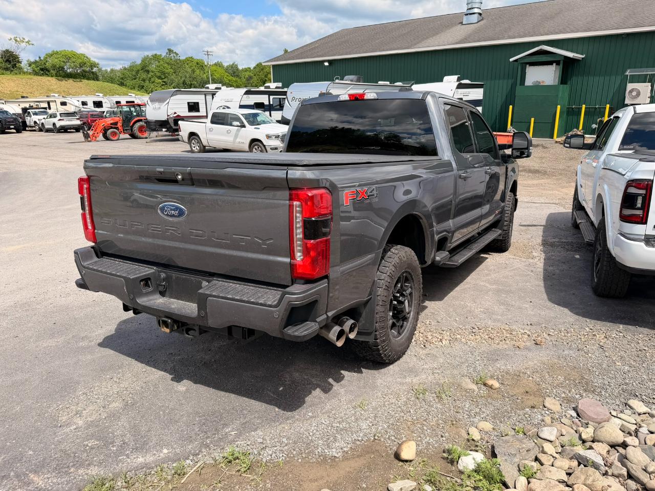 Ford F-250 SD XLT Crew Cab 4WD 2023