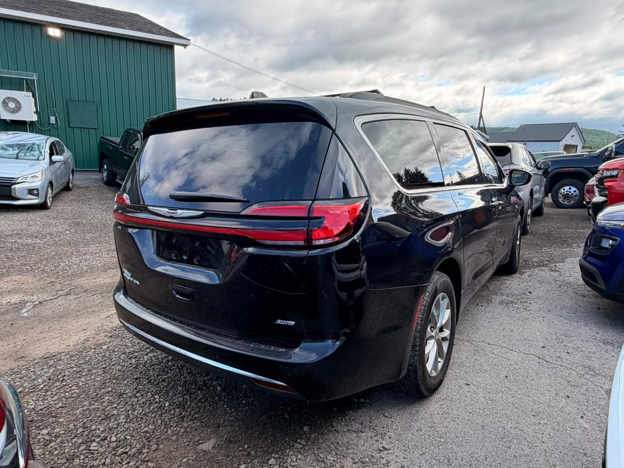 Chrysler Pacifica Touring L AWD 2024
