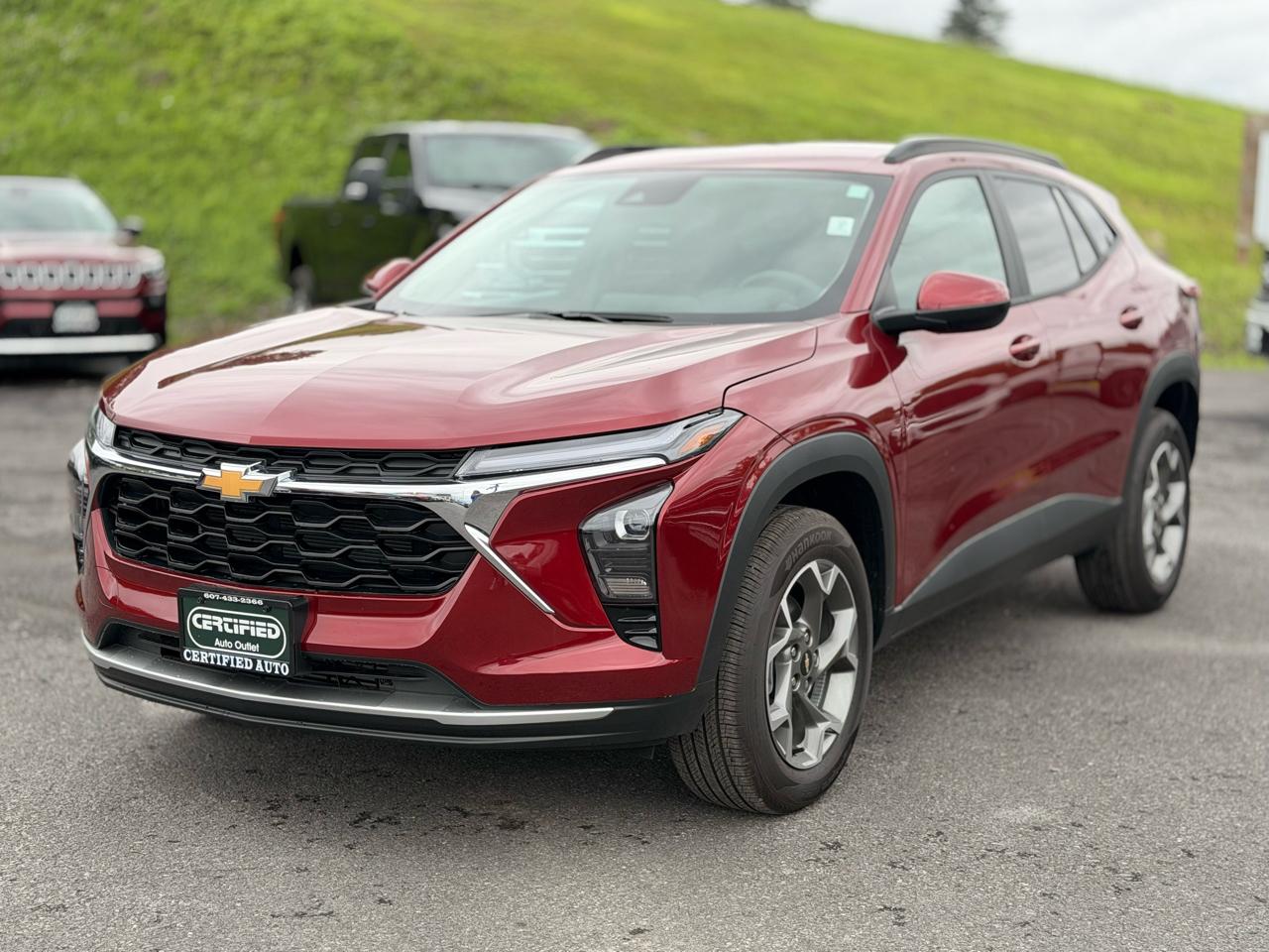 2025 Chevrolet Trax LT