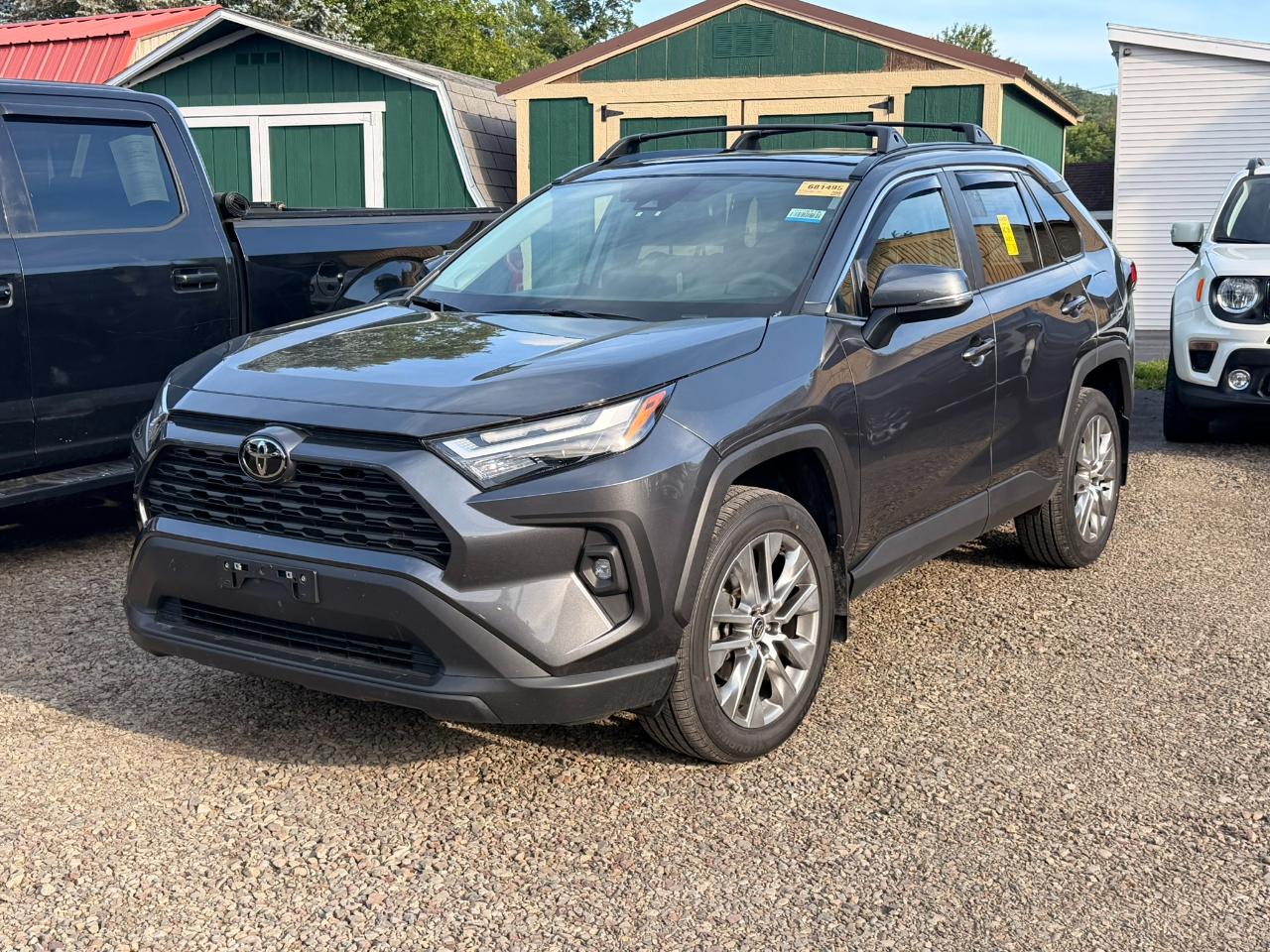 Toyota RAV4 XLE Premium AWD 2023