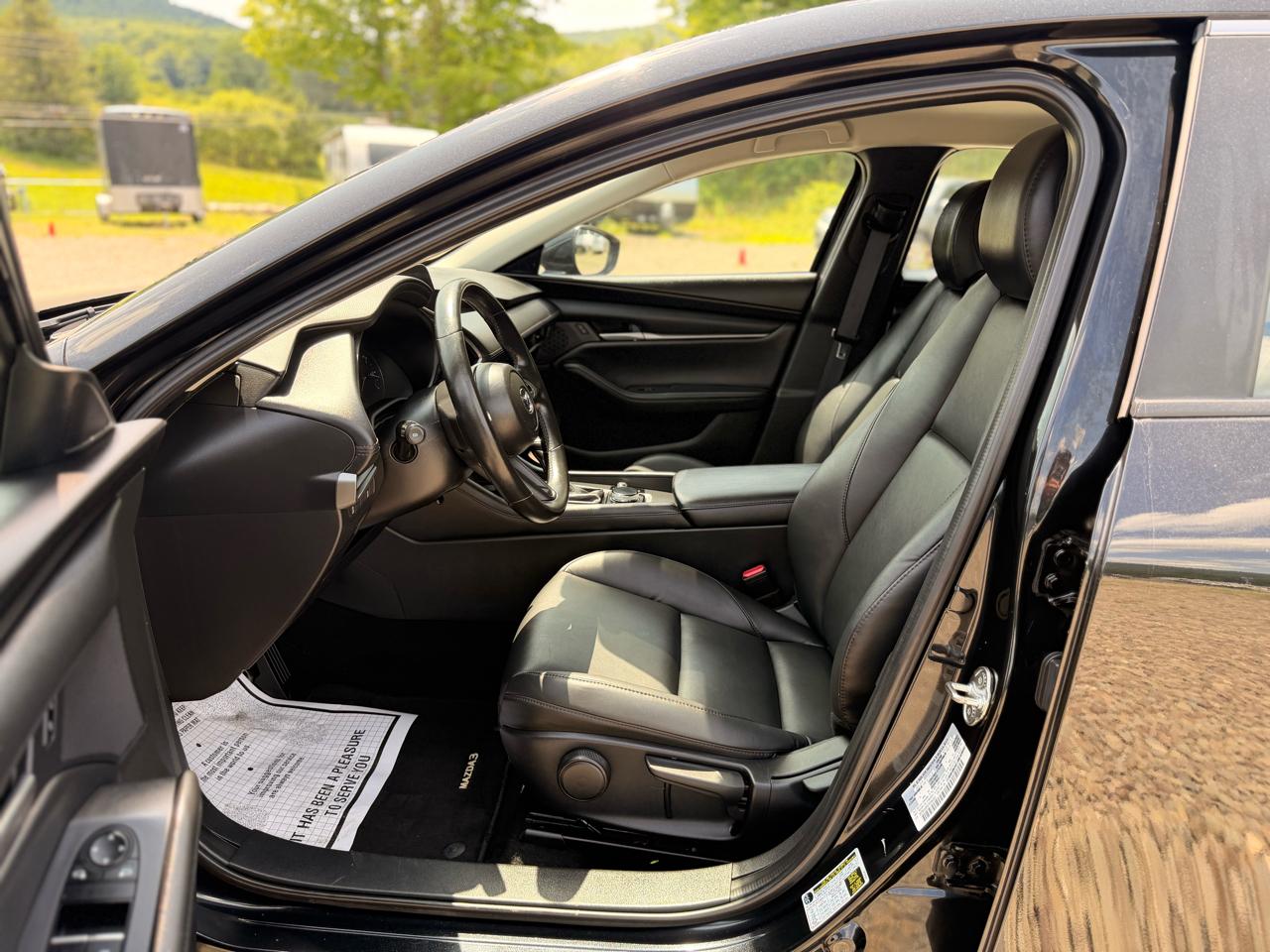 Mazda MAZDA3 Select 2023
