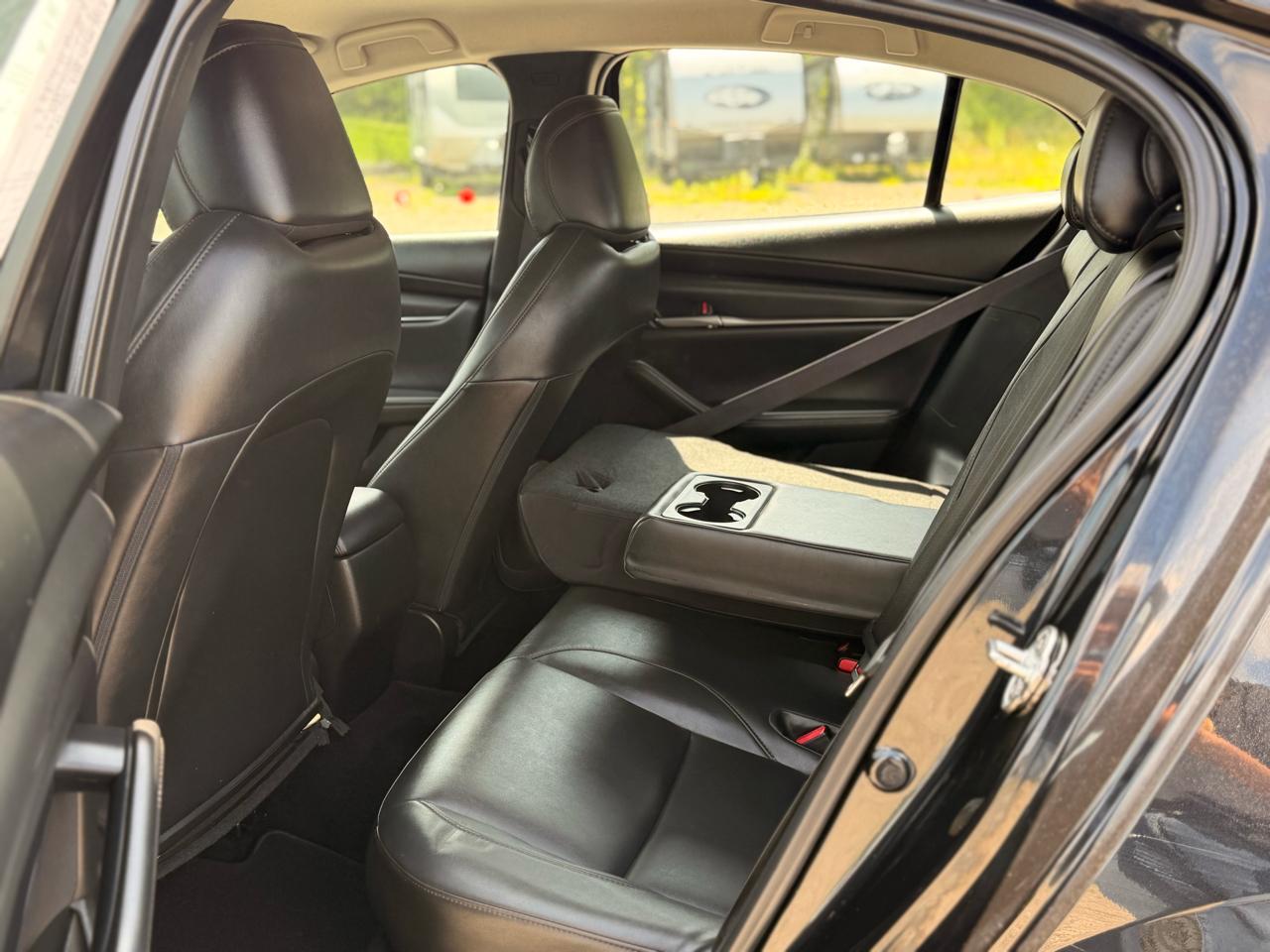 Mazda MAZDA3 Select 2023