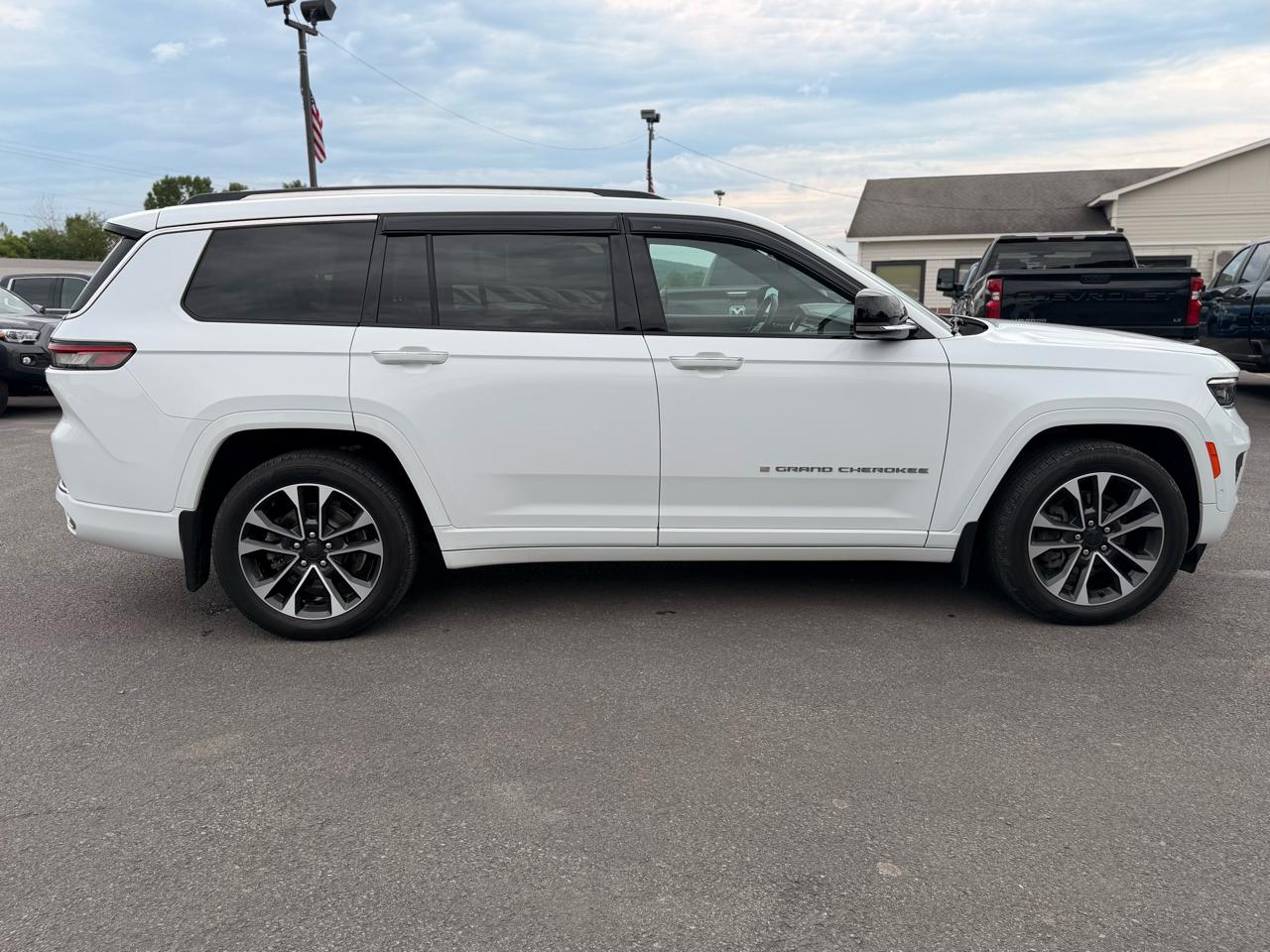 Jeep Grand Cherokee L Overland 4WD 2021