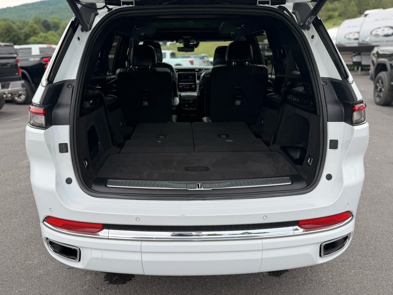 Jeep Grand Cherokee L Overland 4WD 2021