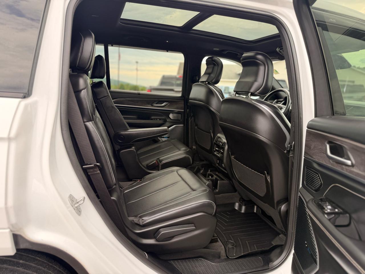Jeep Grand Cherokee L Overland 4WD 2021